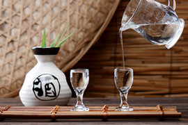 白酒行业投资分析报告_【三个皮匠报告】专业报告下载平台