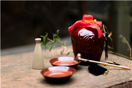 白酒行业未来发展趋势_三个皮匠报告_专业券商研报下载平台