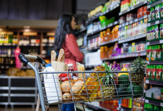 批发零售：人口结构与消费习惯变迁（附下载地址）