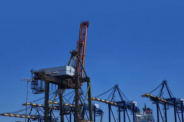 什么是离岸外包？离岸外包产生的原因有哪些？