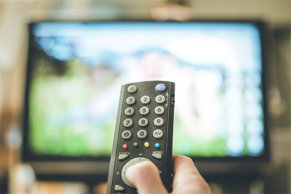 欧晰析咨询(OC&C)：2022年电视产业发展趋势及D2C运营模式分析报告.pdf(附下载)