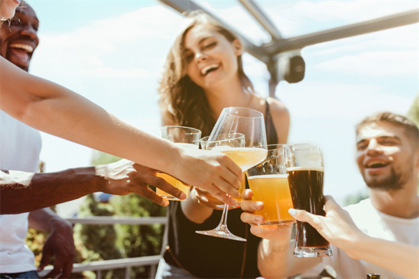 Ekos：2021-2022年酒精饮料行业趋势报告.pdf(附下载)