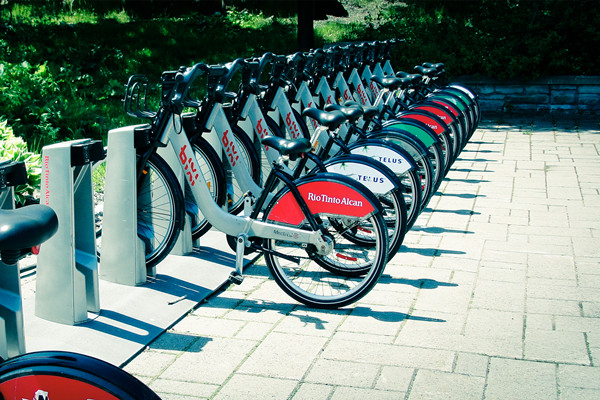 为什么要发展共享电单车？共享电单车存在哪些问题？