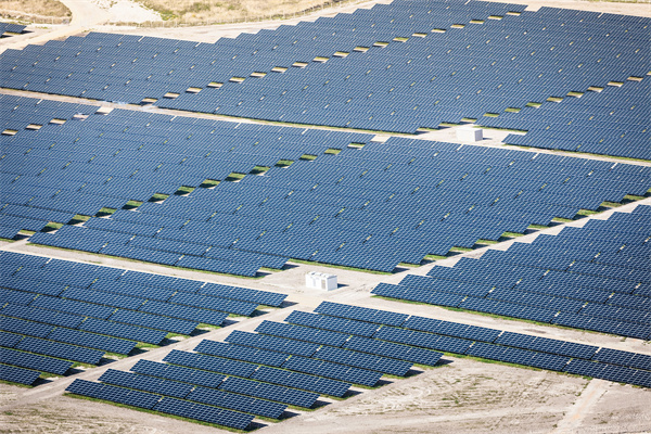 什么是光伏产业？特征是？