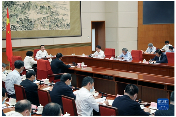 李克强：推动东北全面振兴，大力发展现代农业