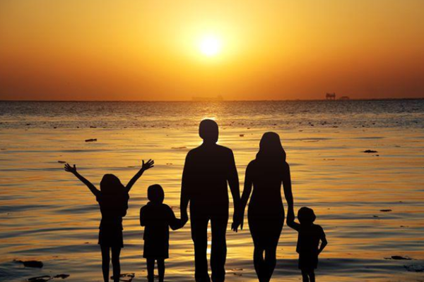 三胎政策对汽车行业有什么影响？