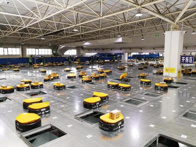 什么是仓储物流机器人？主要有哪几种类型？