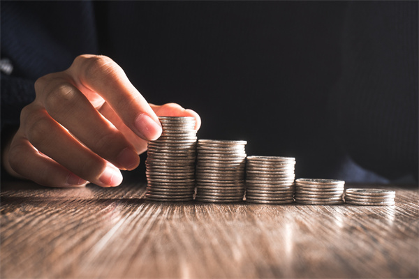 什么是场外交易市场？特点有哪些？与交易所市场的区别与联系