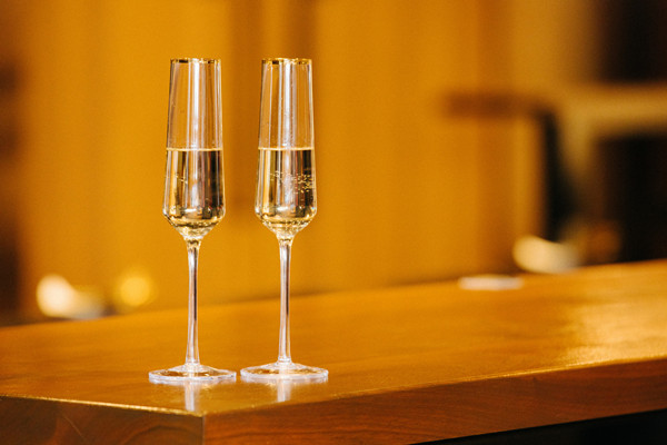 国际酒饮(Drinks International)：2022年全球最受欢迎的香槟品牌.pdf(附下载)