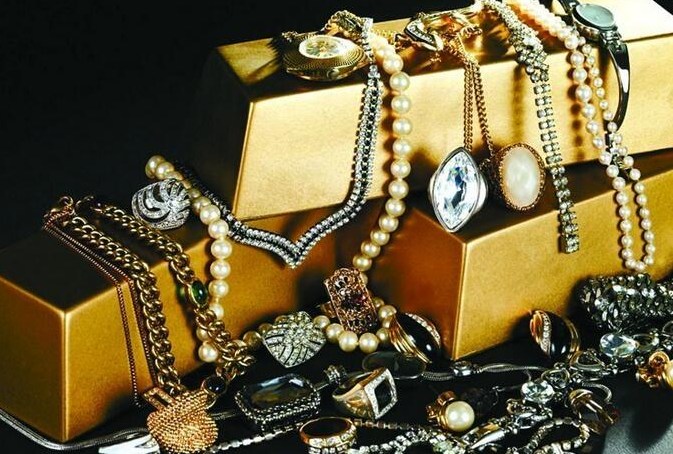 国内二手奢侈品产业链是什么?发展趋势如何?