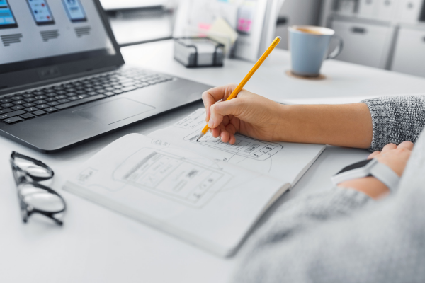 Adobe（Adobe系统公司）