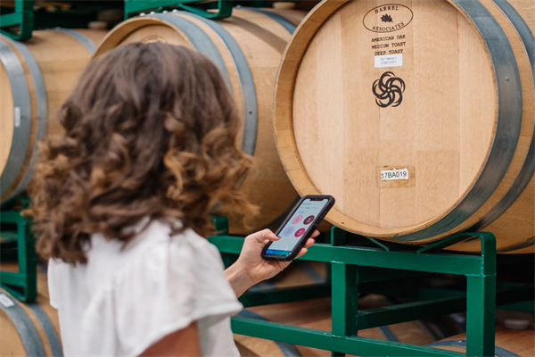 Ekos：2022年葡萄酒行业技术应用状况报告.pdf(附下载)