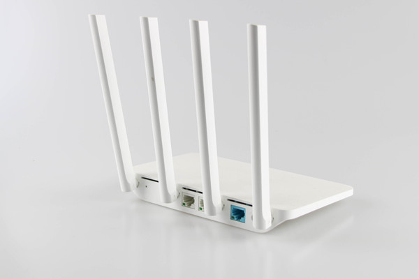 边缘路由器是什么？跟路由器有什么区别？