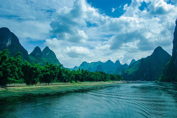 什么是全域旅游？特征有哪些？与传统旅游的区别