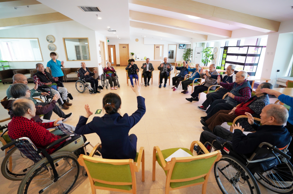 社区养老是什么？服务内容有哪些？相关政策一览