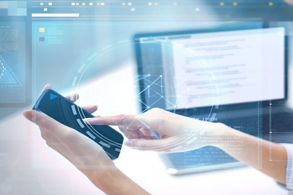 移动通信技术指？特点分析