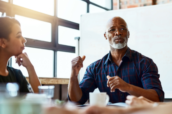 贝恩2021年多元化供应商报告：美国少数民族企业数量占比18%