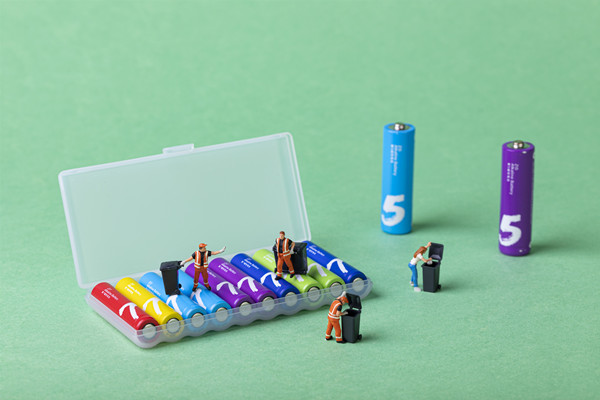 什么是固态电池？上市公司有哪些？龙头股一览