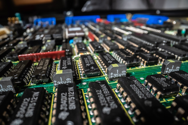 钽电容器是什么？制造流程是什么样的？用途和功能介绍