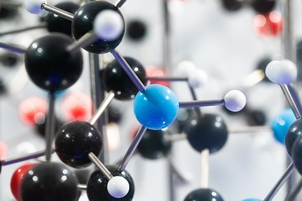 氮化硅是一种什么材料？氮化硅粉体制备方法介绍