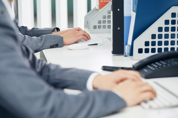 什么是商业信用？特点有哪些？