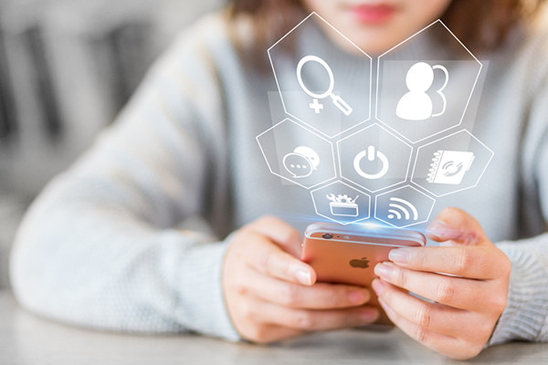 最新消息：iPhone15或将全部搭载苹果自研芯片！